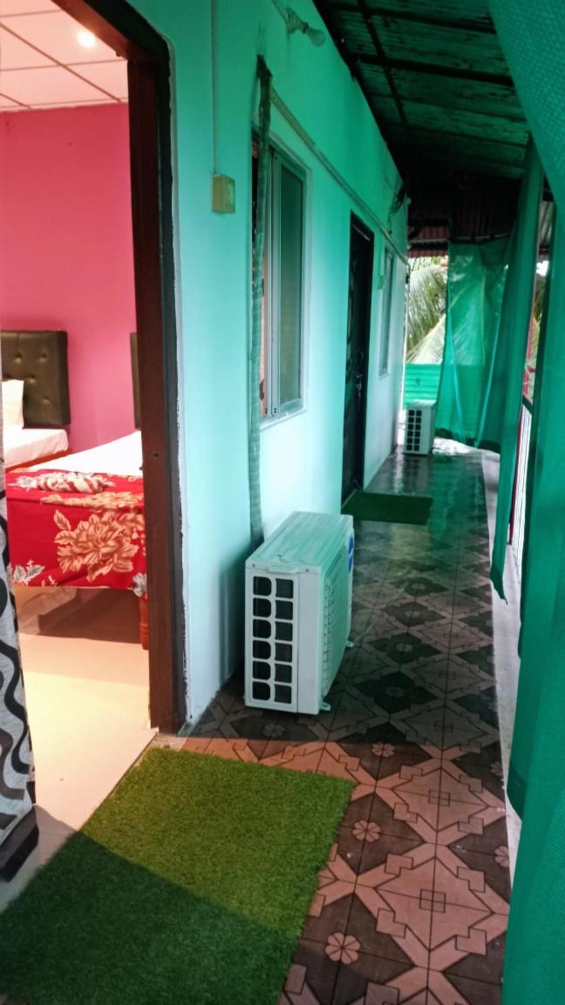 The Leisure Home Stay Shadipur Bagian luar foto